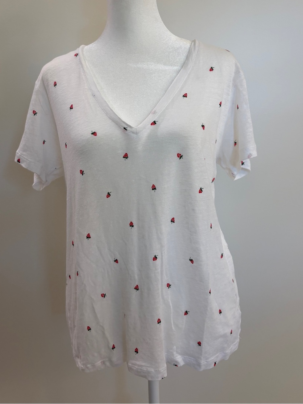 Rails Cara Strawberry Fields Tee Size M